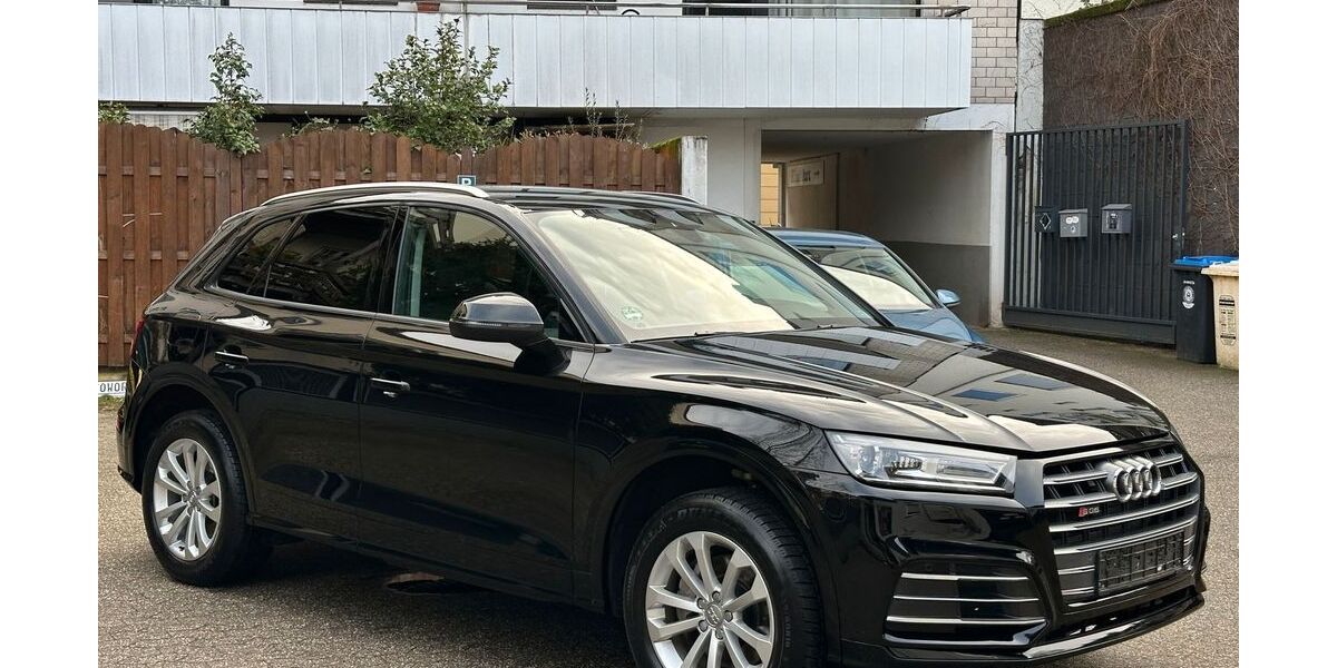Audi Q5 102.396 km 25.000 &euro; Düsseldorf 40627