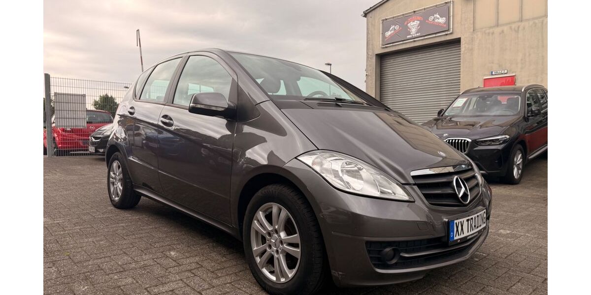 Mercedes-Benz A 180 80.000 km 6.950 &euro; Velbert 42553