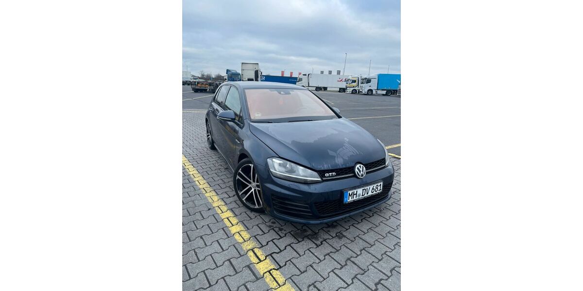 VW Golf 167.000 km 14.900 &euro; Duisburg 47059