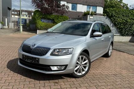 Skoda Octavia 128.300 km 8.990 &euro; Düsseldorf 40219