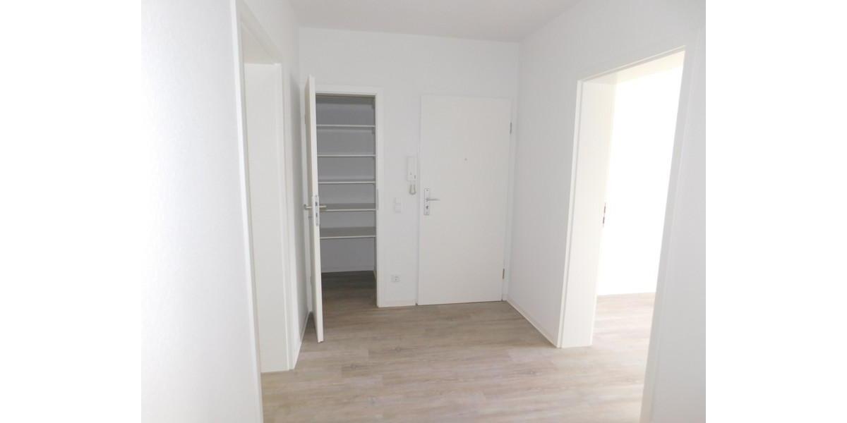 Erdgeschoßwohnung Essen Stadtbezirk VIII - 3 Zimmer, 76 m&sup2;, 776&euro; | Angebot:25386620