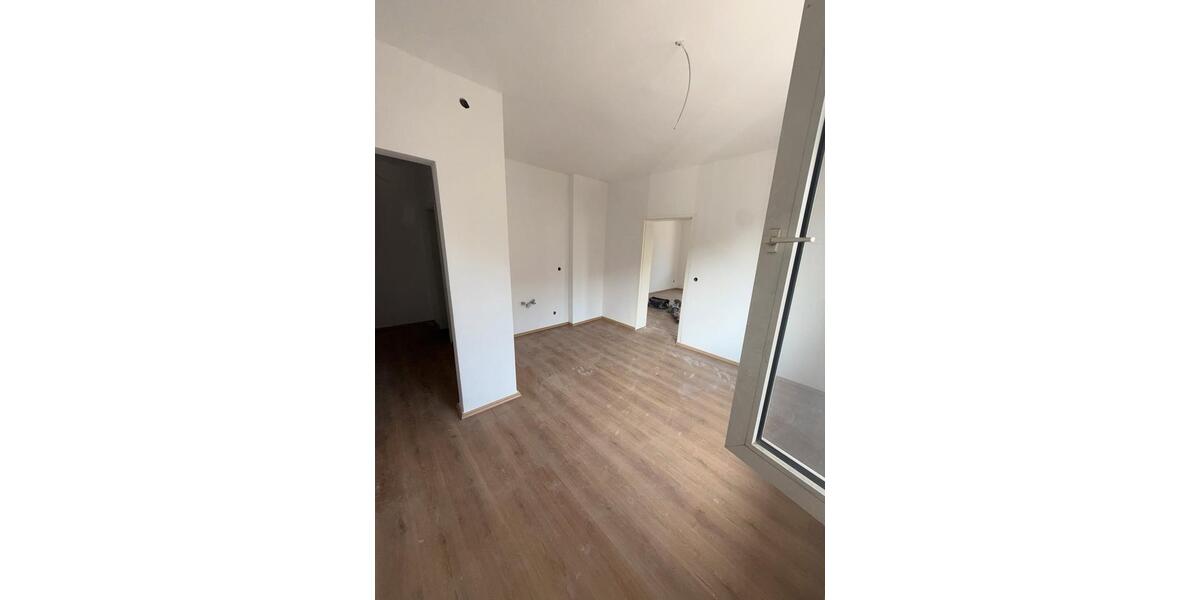 Etagenwohnung Duisburg Mittelmeiderich - 2.5 Zimmer, 75 m&sup2;, 750&euro; | Angebot:27586930