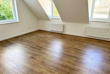 Wohnung Wuppertal Nordstadt - 4 Zimmer, 76 m&sup2;, 780&euro; | Angebot:25913040