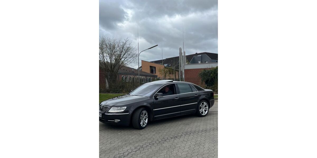 VW Phaeton 274.750 km 4.611 &euro; Düsseldorf 40595