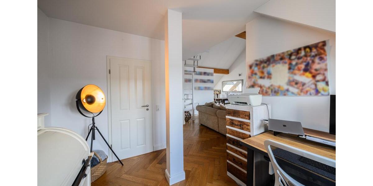 Maisonettenwohnung Düsseldorf Heerdt - 3.5 Zimmer, 110 m&sup2;, 878.000&euro; | Angebot:25046960