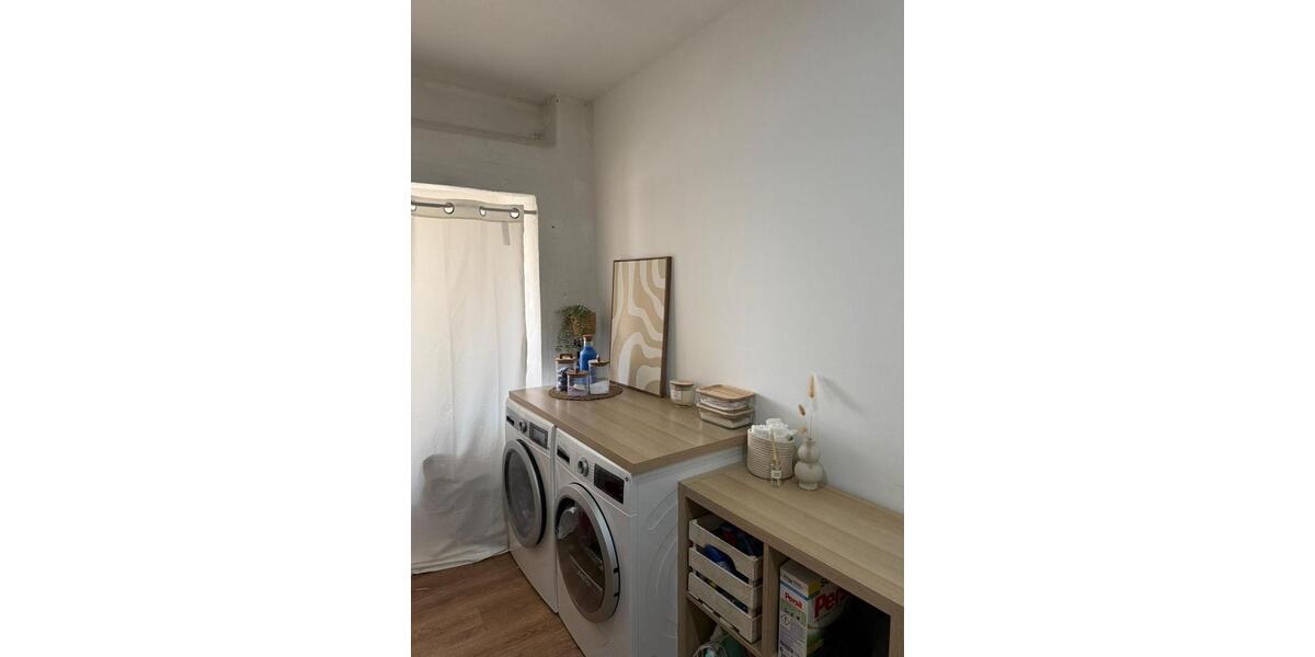 Bungalow Solingen Mitte - 4 Zimmer, 170 m&sup2;, 2.100&euro; | Angebot:27569773