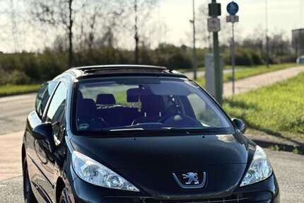 Peugeot 207 158.000 km 3.299 &euro; Duisburg 47178