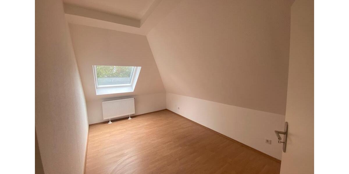 Mehrfamilienhaus, Wohnhaus Essen Stadtbezirk III - 13 Zimmer, 377 m&sup2;, 710.000&euro; | Angebot:26956244