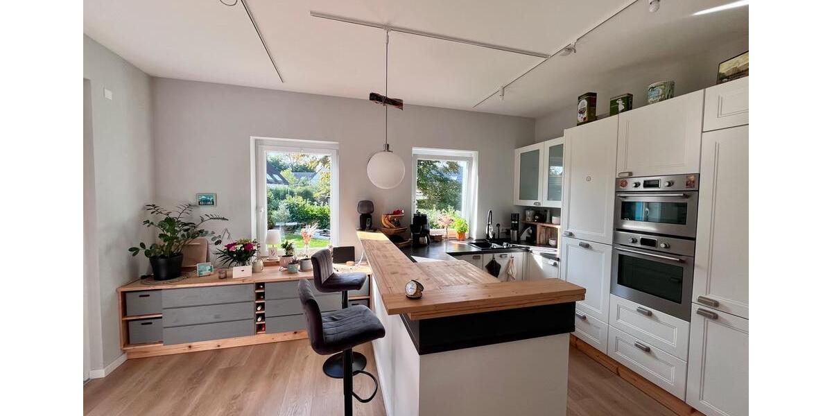 Einfamilienhaus Solingen Aufderhöhe - 8 Zimmer, 185 m&sup2;, 749.000&euro; | Angebot:27534080