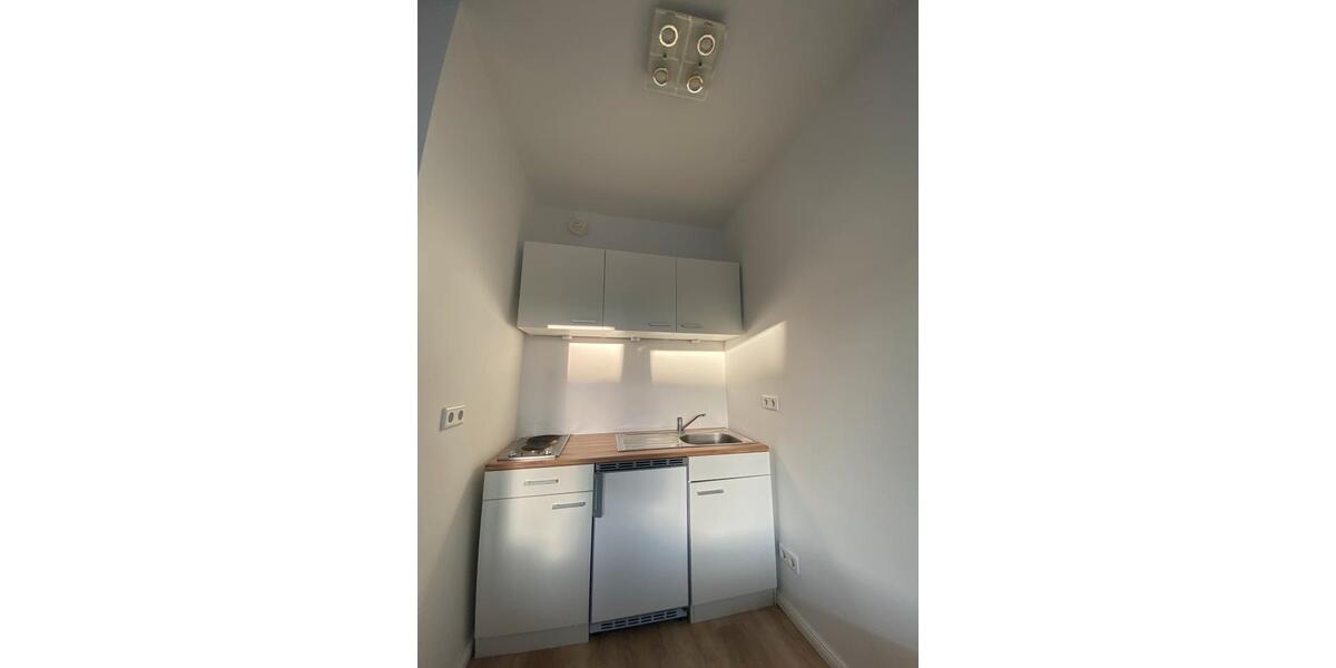 Etagenwohnung Düsseldorf Oberbilk - 2 Zimmer, 45 m&sup2;, 875&euro; | Angebot:24842486