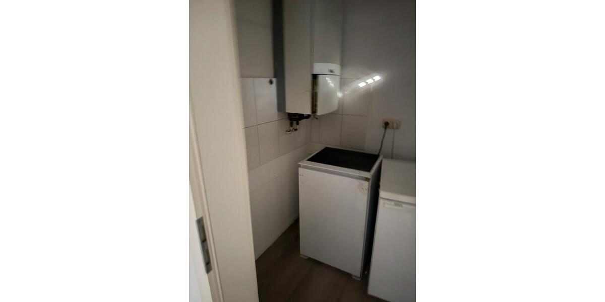 Erdgeschoßwohnung Gelsenkirchen - 2 Zimmer, 35 m&sup2;, 1.450&euro; | Angebot:27540776