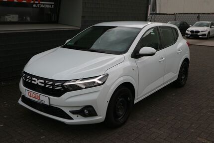 Dacia Sandero 22.498 km 13.890 &euro; Neuss 41469