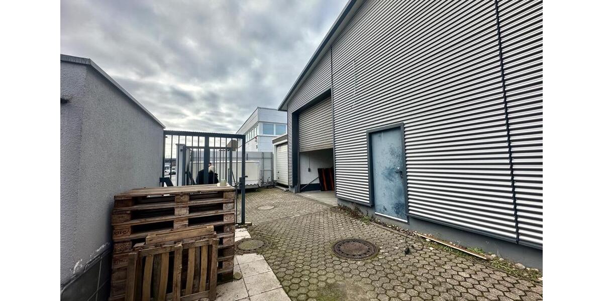 Gewerbeobjekt Langenfeld (Rheinland) - 3.180&euro; | Angebot:25152323