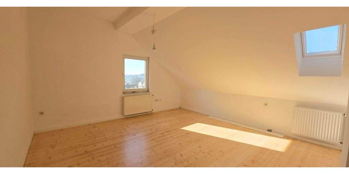 Etagenwohnung Wuppertal Ronsdorf - 3 Zimmer, 95 m&sup2;, 700&euro; | Angebot:25898726