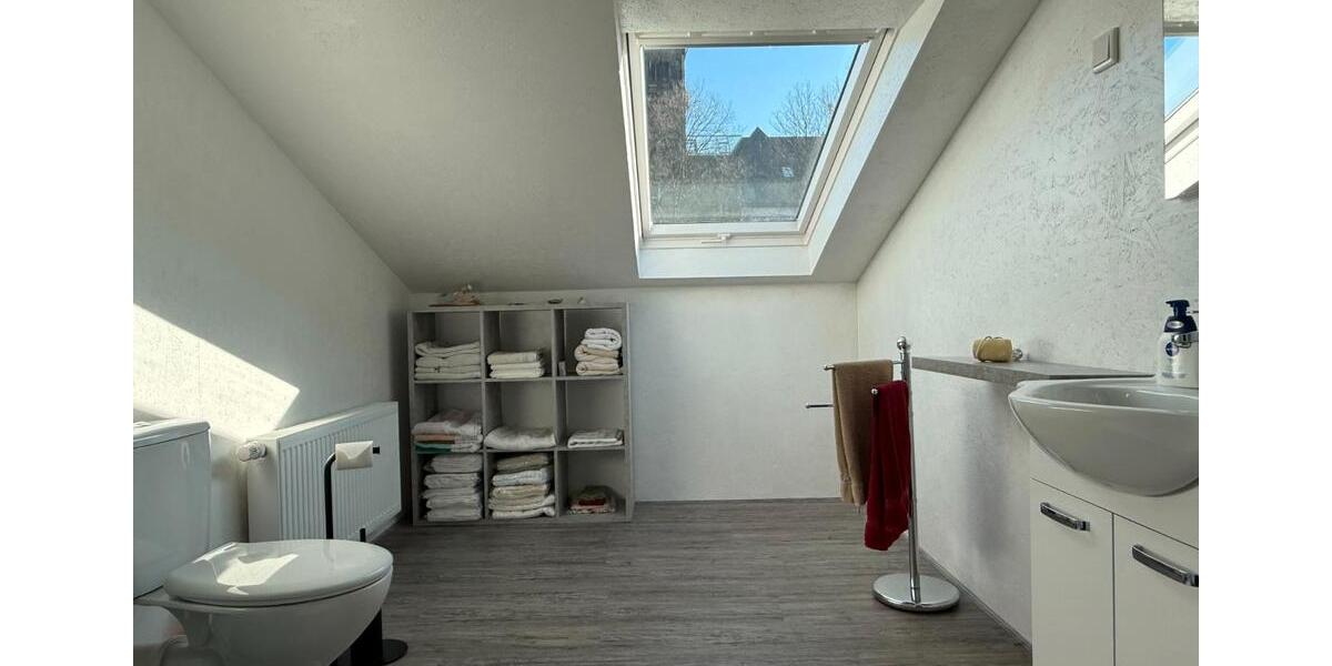 Dachgeschoßwohnung Wuppertal Gemarkung Langerfeld - 2 Zimmer, 65 m&sup2;, 500&euro; | Angebot:25907469