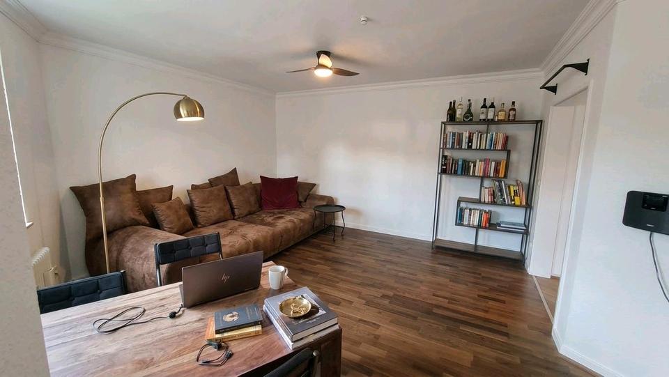 Hochparterre Düsseldorf Stadtbezirk 6 - 1 Zimmer, 52 m&sup2;, 1.000&euro; | Angebot:27532794