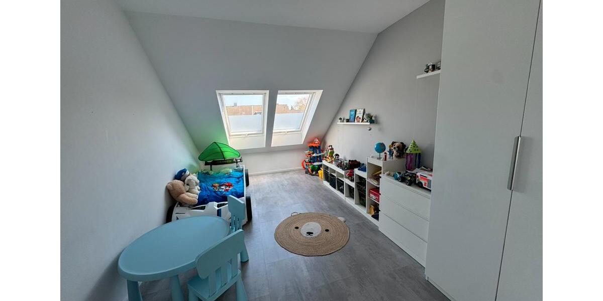 Dachgeschoßwohnung Oberhausen Alstaden - 3.5 Zimmer, 84 m&sup2;, 270.000&euro; | Angebot:27415984