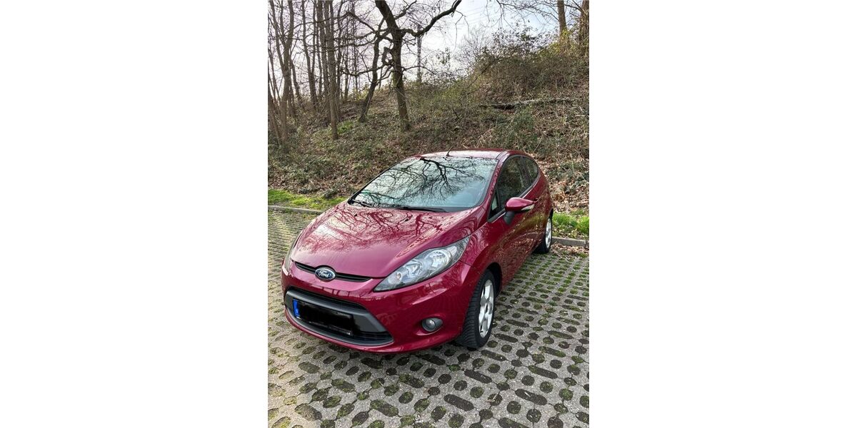 Ford Fiesta 152.500 km 3.200 &euro; Mülheim an der Ruhr 45481
