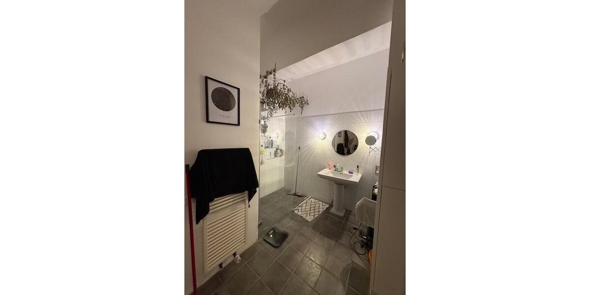 Etagenwohnung Düsseldorf Stadtbezirk 3 - 3 Zimmer, 216 m&sup2;, 1.935&euro; | Angebot:23806366