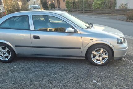 Opel Astra 98.000 km 2.400 &euro; Langenfeld 40764