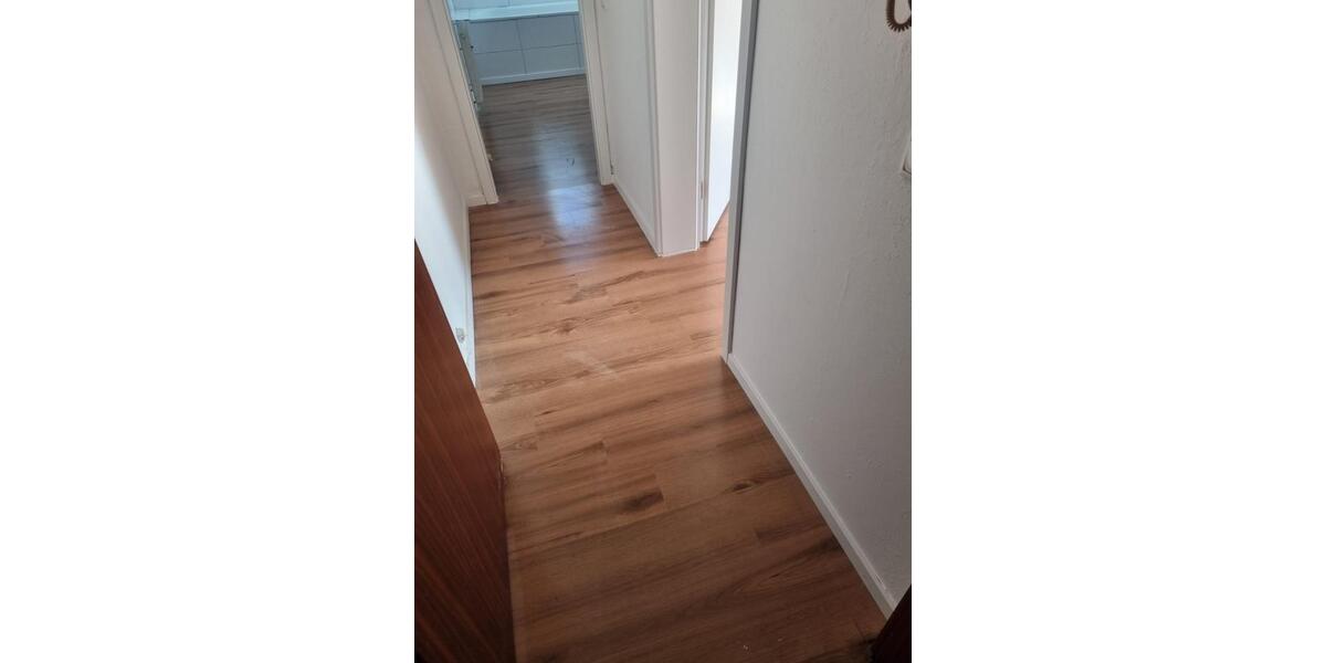 Dachgeschoßwohnung Heiligenhaus - 2 Zimmer, 54 m&sup2;, 700&euro; | Angebot:23825996