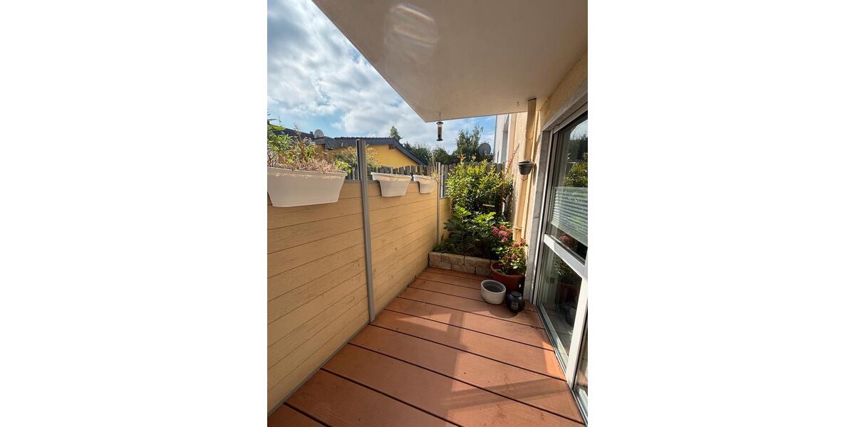 Erdgeschoßwohnung Solingen Ohligs - 2 Zimmer, 65 m&sup2;, 1.100&euro; | Angebot:25709798