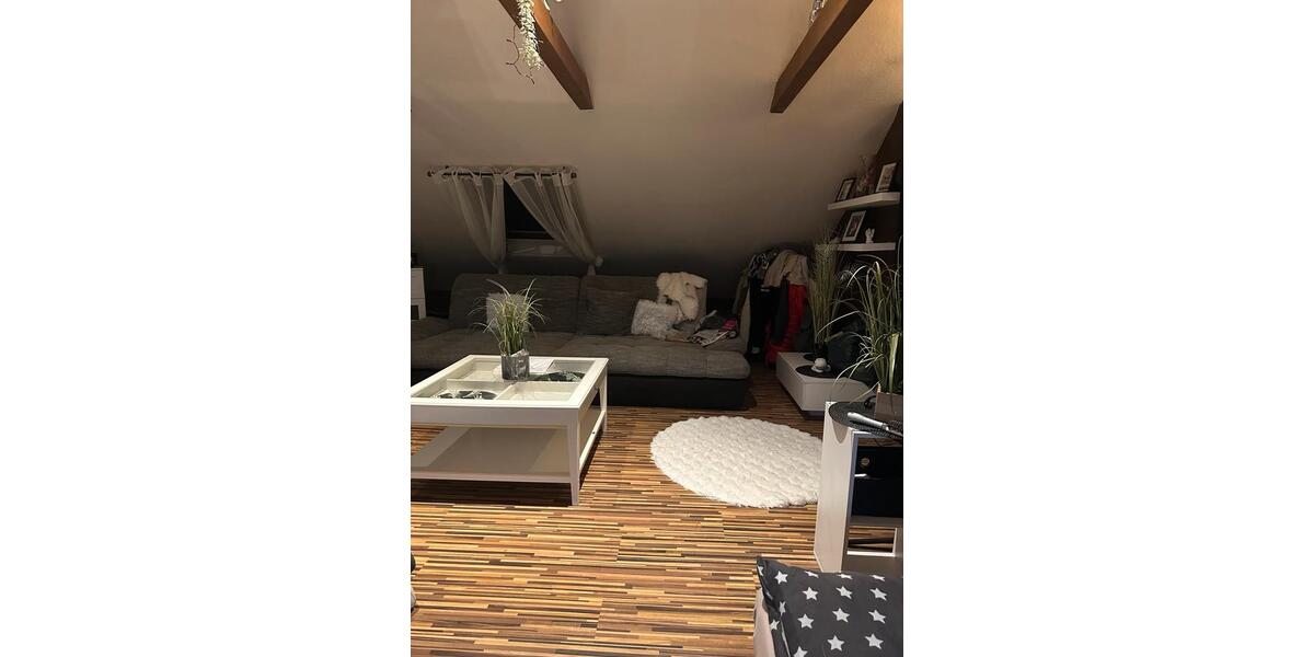 Dachgeschoßwohnung Duisburg Hamborn - 2 Zimmer, 70 m&sup2;, 690&euro; | Angebot:27566246