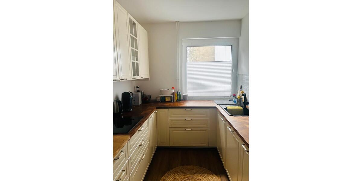 Etagenwohnung Essen Huttrop - 3 Zimmer, 81 m&sup2;, 1.375&euro; | Angebot:25635888