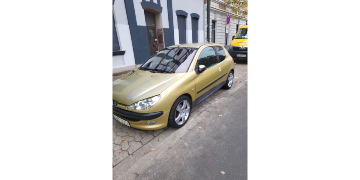 Peugeot 206 145.000 km 850 &euro; Düsseldorf 40595