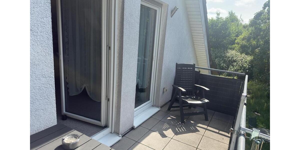 Dachgeschoßwohnung Duisburg Duisburg-Mitte - 2.5 Zimmer, 65 m&sup2;, 195.000&euro; | Angebot:26815438