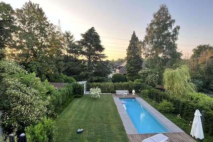 Haus Meerbusch - 7 Zimmer, 250 m&sup2;, 1.825.000&euro; | Angebot:25376792