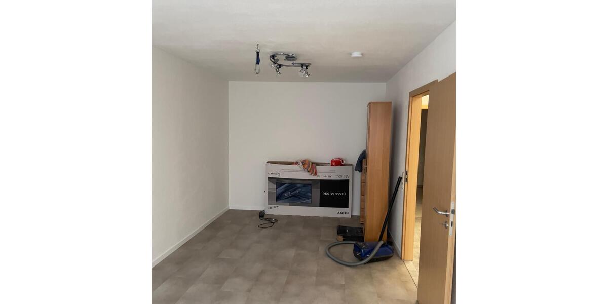 Erdgeschoßwohnung Solingen Wald - 1 Zimmer, 30 m&sup2;, 600&euro; | Angebot:27577481