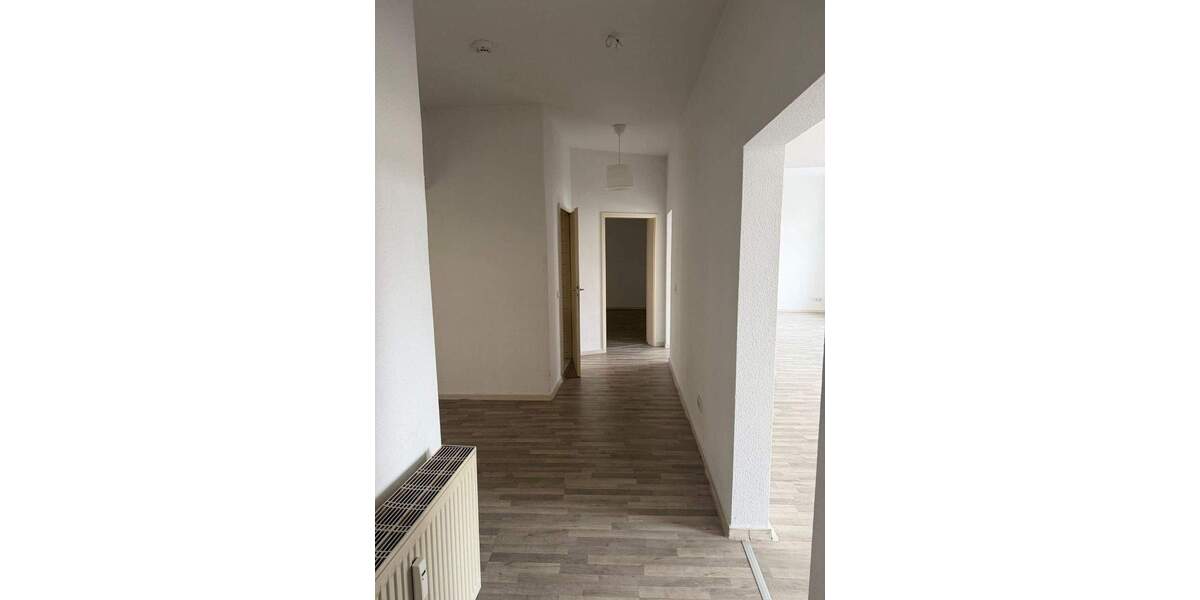 Etagenwohnung Duisburg Dellviertel - 3 Zimmer, 93 m&sup2;, 590&euro; | Angebot:25927892