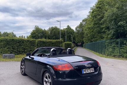 Audi TT 228.000 km 4.900 &euro; Herne 44653