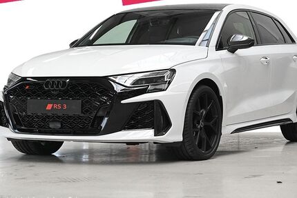 Audi RS3 9.000 km 69.960 &euro; Wuppertal 42109