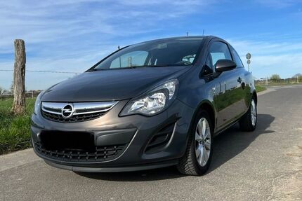 Opel Corsa 68.846 km 6.000 &euro; Solingen 42659
