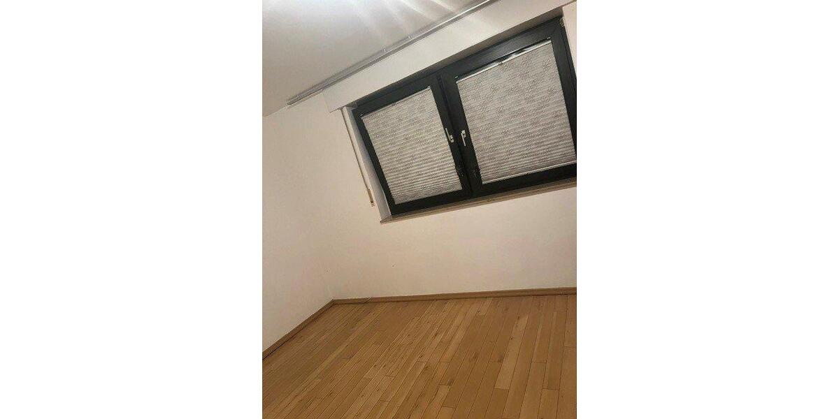 Erdgeschoßwohnung Oberhausen Alsfeld - 6 Zimmer, 160 m&sup2;, 470.000&euro; | Angebot:27531554