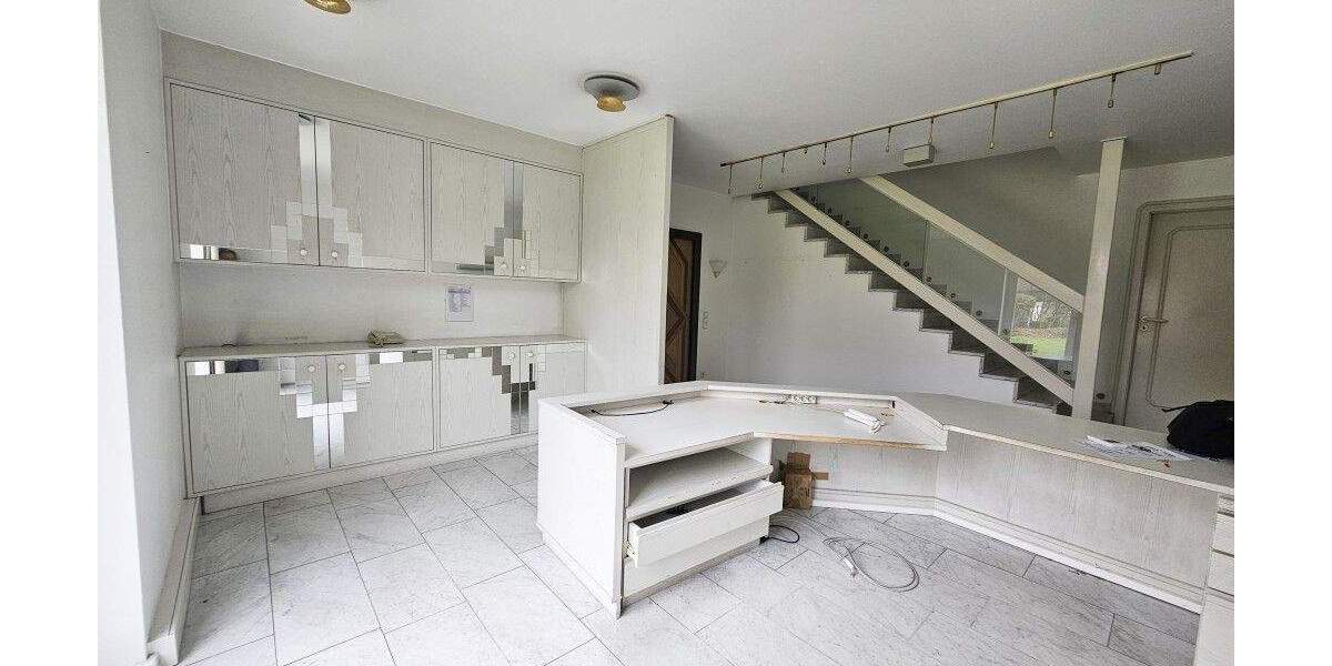 Gewerbeobjekt Solingen Ohligs-Aufderhöhe - 1 Zimmer, 358 m&sup2;, 3.222&euro; | Angebot:25802094