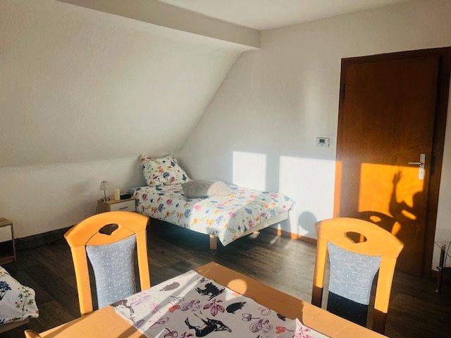 Etagenwohnung Solingen Höhscheid - 2.5 Zimmer, 63 m&sup2;, 600&euro; | Angebot:27556812