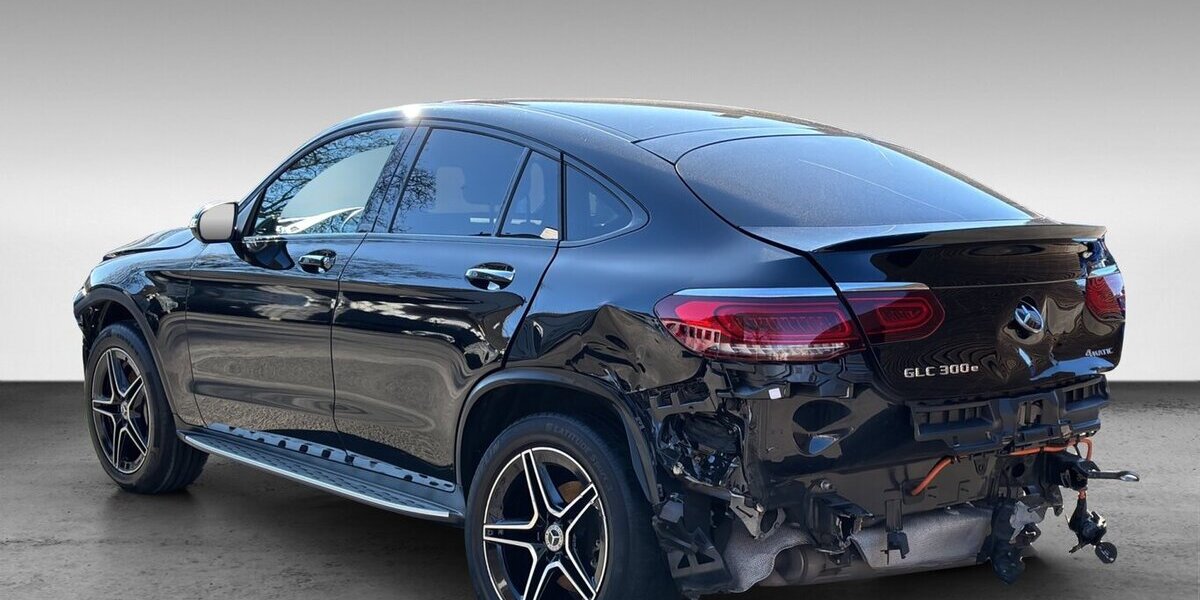 Mercedes-Benz GLC 300 e 4M AMG Leder Burm Pano MBUX Kamera 107.149 km 22.700 &euro; Wuppertal 42327