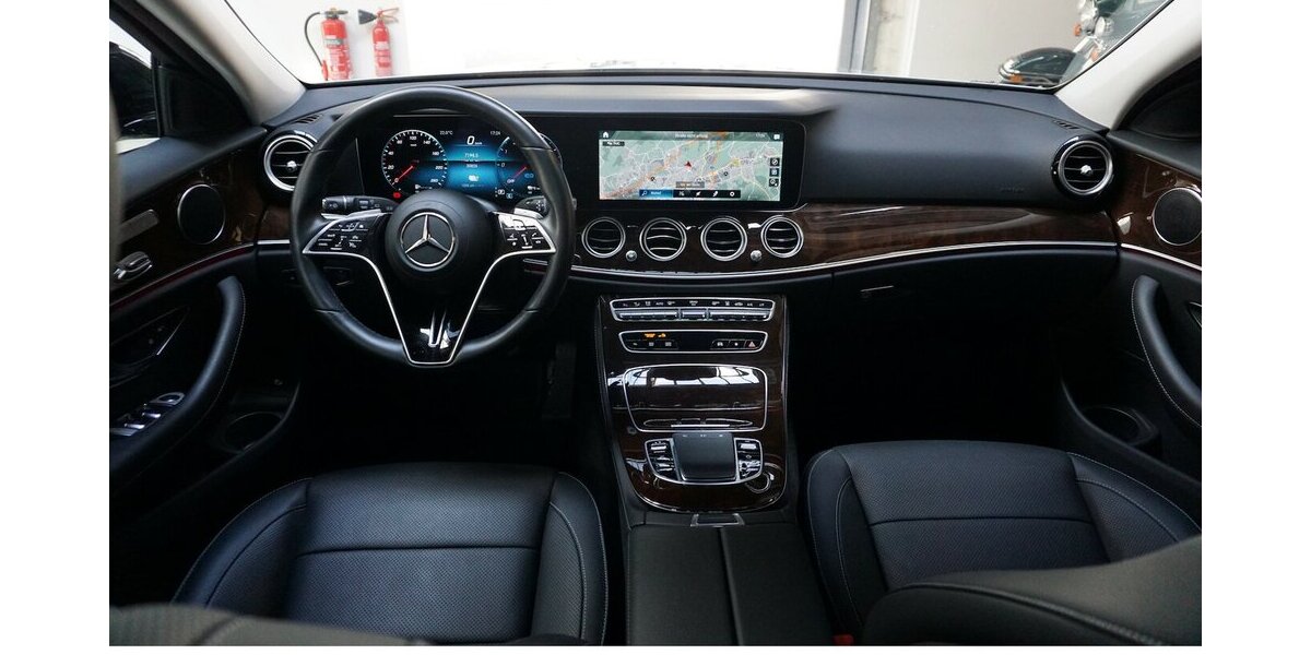 Mercedes-Benz E 300 de Leder Pano 360° Memory Sitzklim Night Std 29.998 km 36.700 &euro; Wuppertal 42327