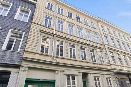 Haus Wuppertal Elberfeld - 13 Zimmer, 323 m&sup2;, 449.000&euro; | Angebot:25978982