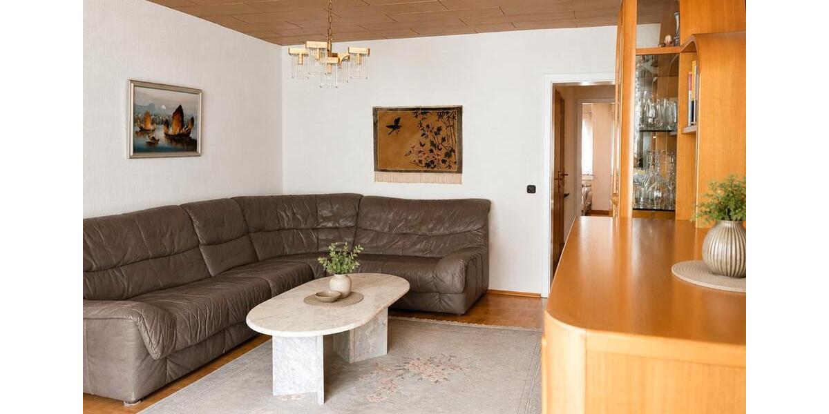 Etagenwohnung Essen Stadtbezirk III - 5 Zimmer, 103 m&sup2;, 220.000&euro; | Angebot:26946332