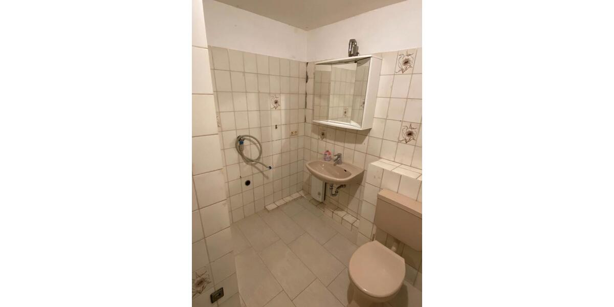Etagenwohnung Duisburg Hamborn - 2 Zimmer, 60 m&sup2;, 340&euro; | Angebot:26041642