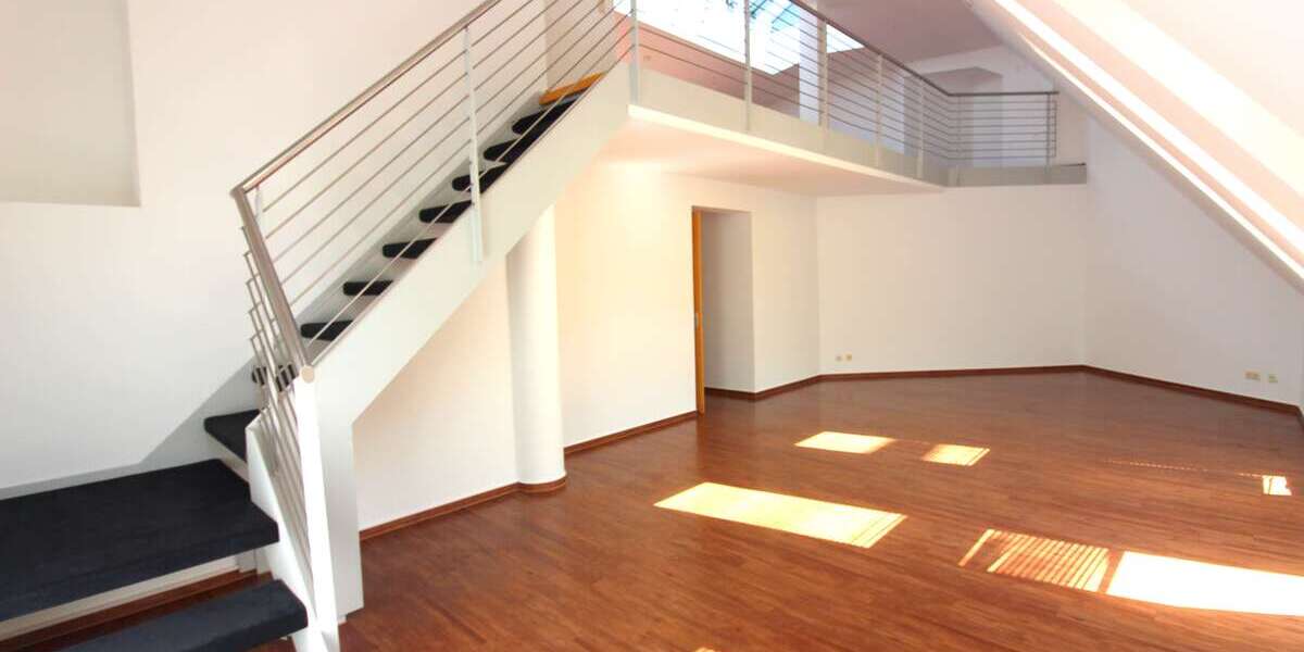 Etagenwohnung Düsseldorf Altstadt - 3 Zimmer, 137 m&sup2;, 1.510&euro; | Angebot:24774637