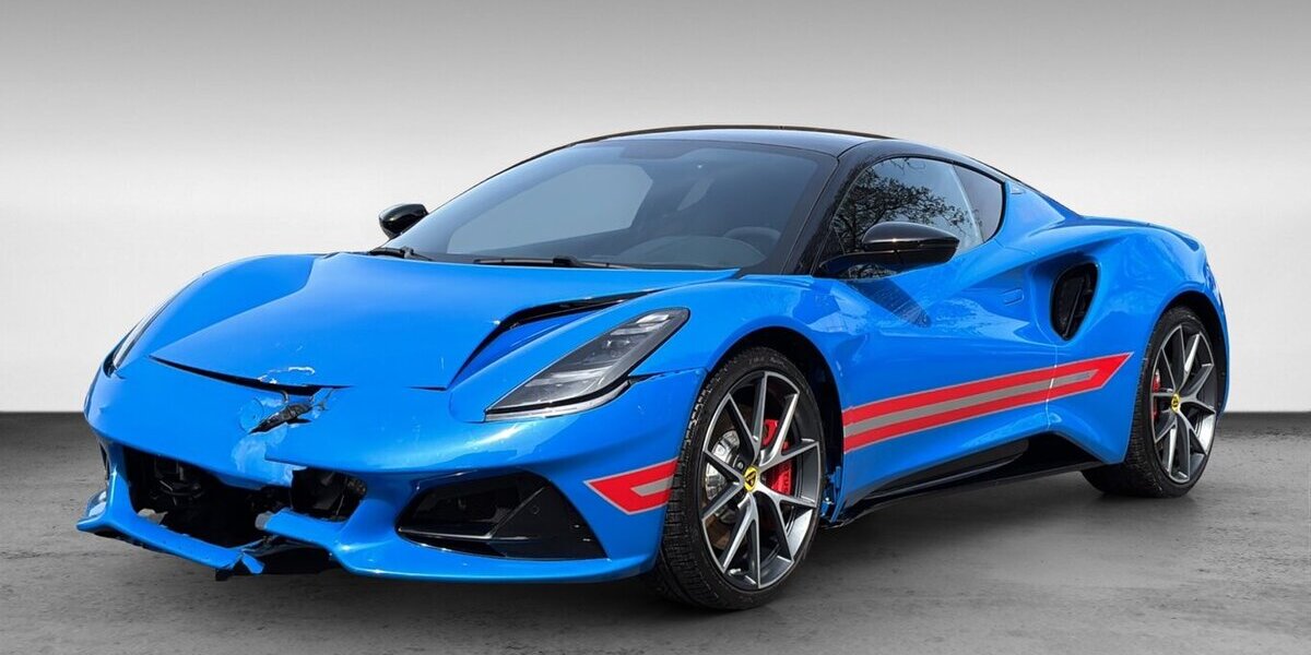 Lotus Emira Limited 1 of 12 Edition DSG Alcantara 7.000 km 61.900 &euro; Wuppertal 42327