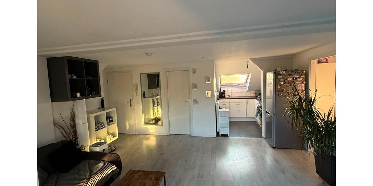 Dachgeschoßwohnung Mülheim an der Ruhr - 2 Zimmer, 50 m&sup2;, 750&euro; | Angebot:27543478