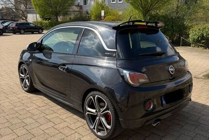 Opel Adam 94.000 km 9.100 &euro; Wermelskirchen 42929