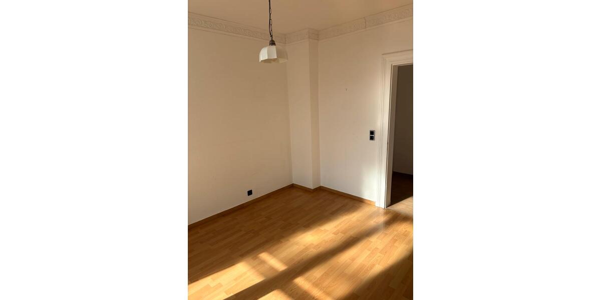 Etagenwohnung Remscheid Lüttringhausen - 3 Zimmer, 87 m&sup2;, 550&euro; | Angebot:25944928