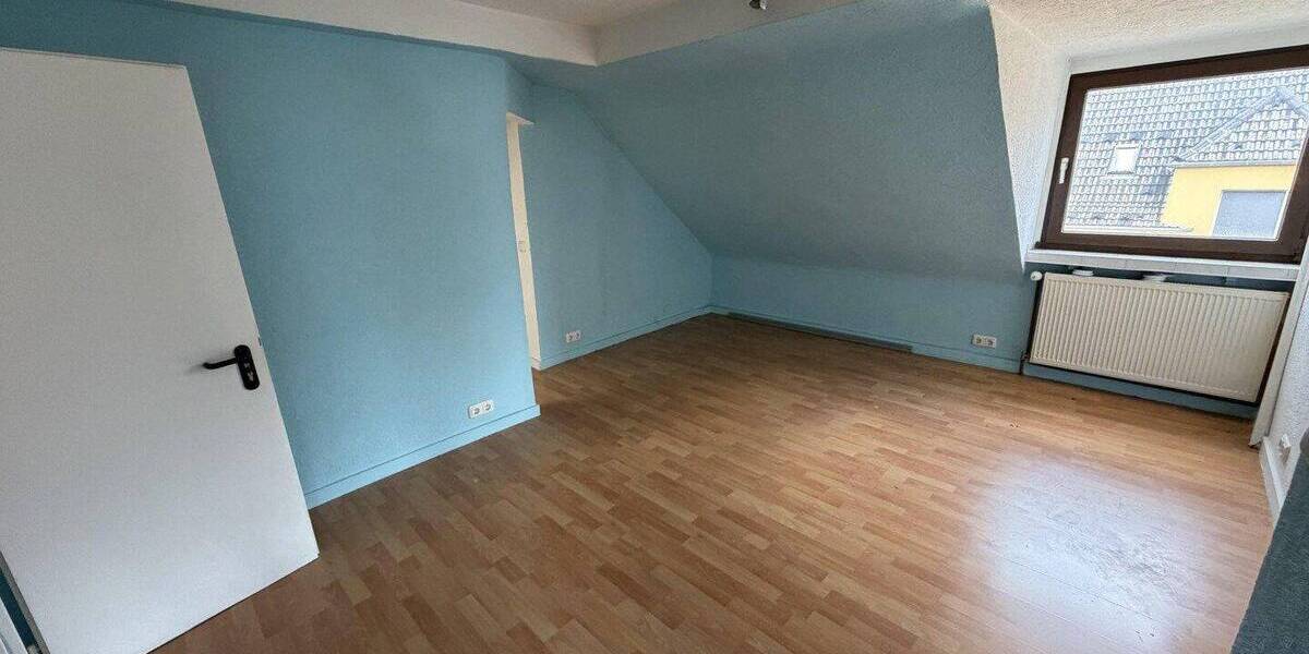 Mehrfamilienhaus, Wohnhaus Essen Stoppenberg - 9 Zimmer, 221 m&sup2;, 299.000&euro; | Angebot:25897495